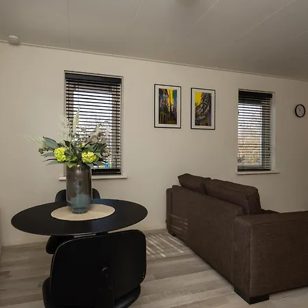 Centre Lakeview - Extended By Haring Verhuur הורן